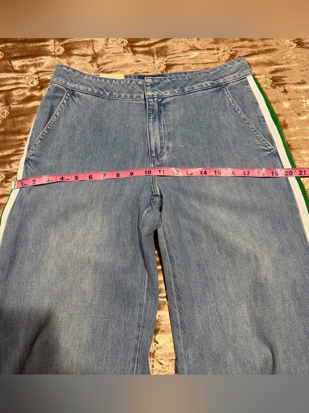 Alice + Olivia Xander Low-Rise Straight-Leg Jeans - Picture 11 of 14